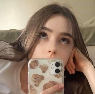 Profile Picture of Nicole Zin (@nicole.zin.125) on Facebook