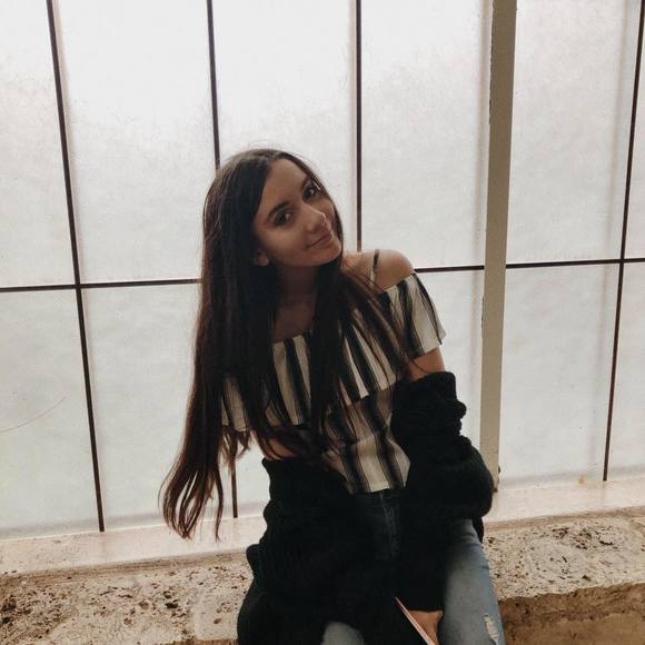 Profile Picture of Ruby Guy (@rubyguy) on Poshmark