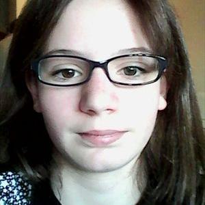 Profile Picture of Lucile Marchand (@Lulu0103Lulu) on Twitter