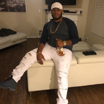 Profile Picture of Anthony Hooker (@AnthonyHooker13) on Twitter