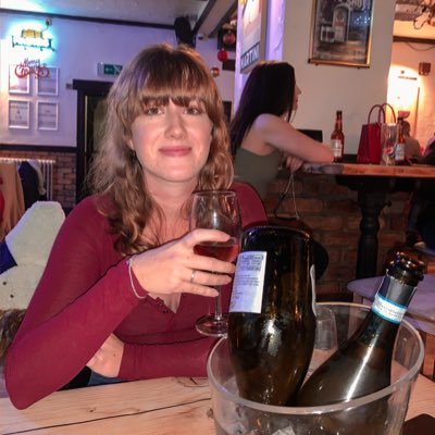 Profile Picture of Lauren Pugh (@LaurenHazel11) on Twitter