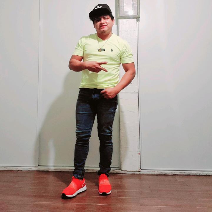 Profile Picture of Estuar ovallee... (@stuarchapin502) on Tiktok