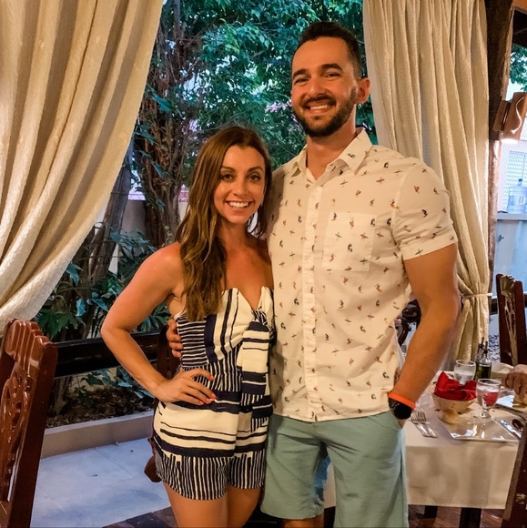 Profile Picture of Derek Schlaht (@deschlaht) on Poshmark