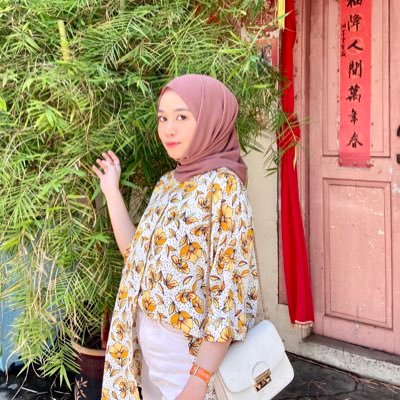 Profile Picture of Umi Nurul Shafiqah (@umishafiqah) on Twitter