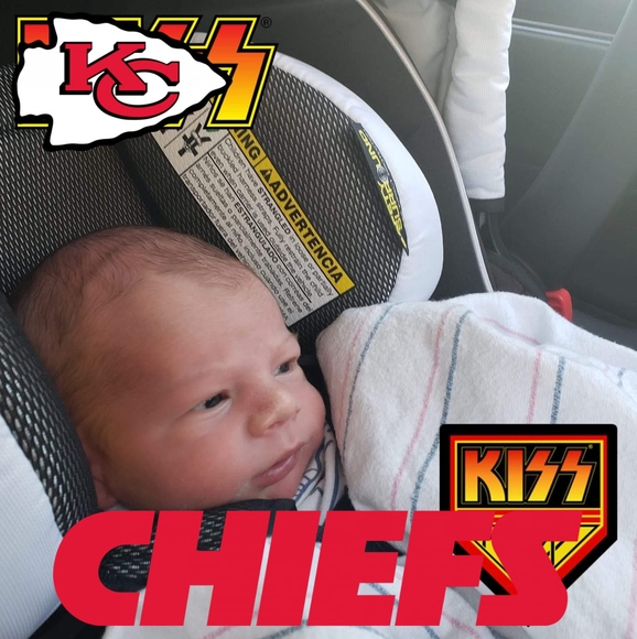 Profile Picture of Patrick Macdonald (@patrickmacdo211) on Poshmark