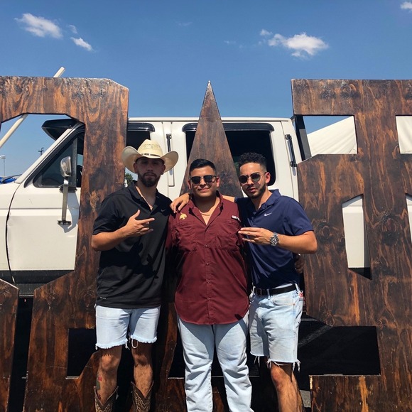 David Parra - Poshmark Profile Picture of David Parra (@drizzydave956) on Poshmark