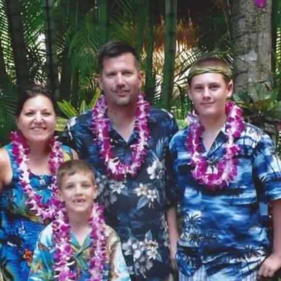 Profile Picture of Kenny Cooper (@kennycooper471) on Poshmark