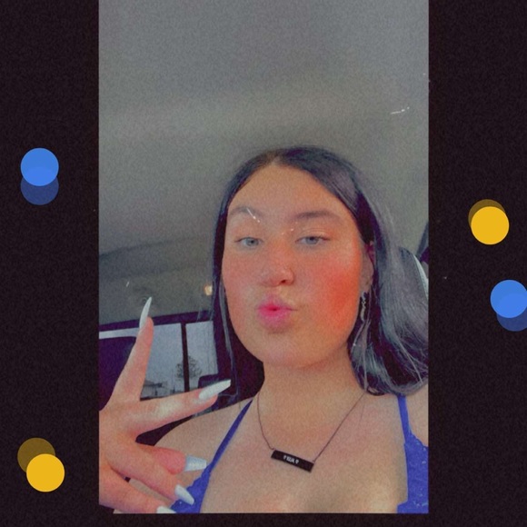 Profile Picture of Allison Mcdaniel (@allison_mcdanie) on Poshmark