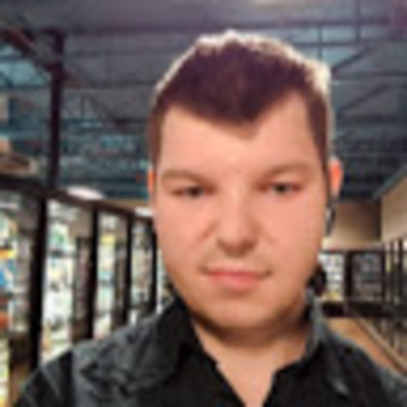 Profile Picture of Michael Kosinski (@mikekos31) on Poshmark