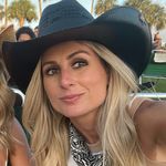 Profile Picture of Onsite Hair & Makeup Artist (@jaclynpearson_artistry) on Instagram