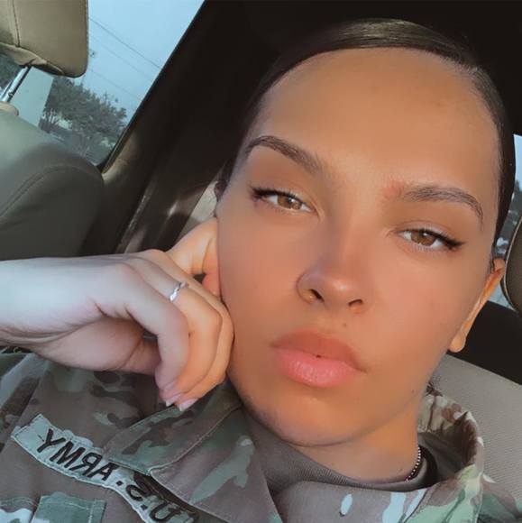 Profile Picture of Katlynn Carlton (@katlynncarlton) on Poshmark