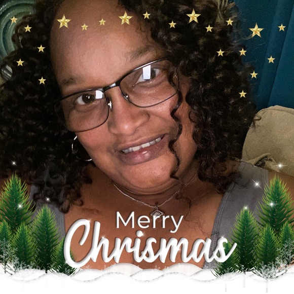 Profile Picture of Tamika Haliburton (@tamikh) on Poshmark