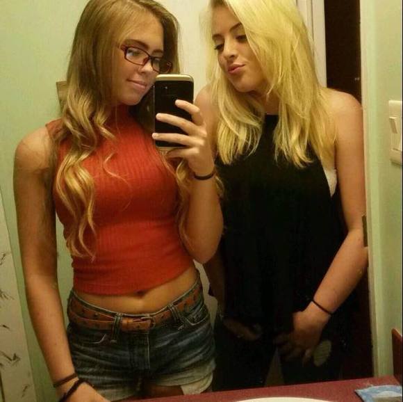 Profile Picture of Hailey Armstrong (@haileyalexisa) on Poshmark