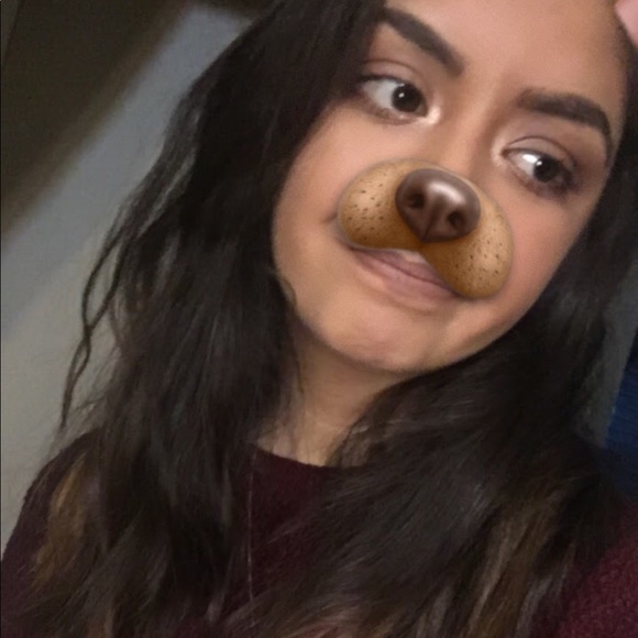 Profile Picture of Sasha Cabrera (@s_cabs) on Poshmark