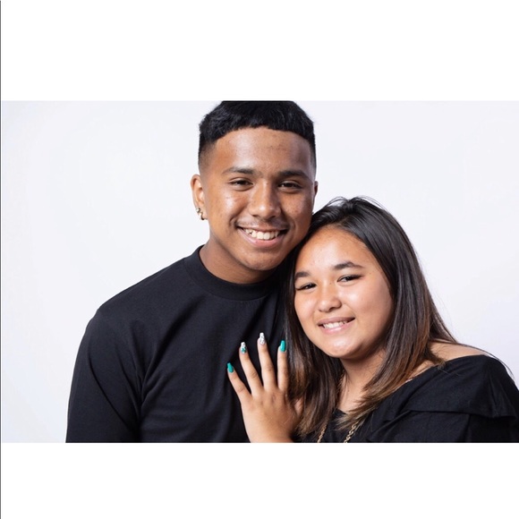 Profile Picture of Shandi Nagai (@sknbtq) on Poshmark