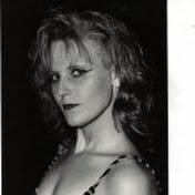 Profile Picture of April Carson (@prlcarson1978) on Youtube