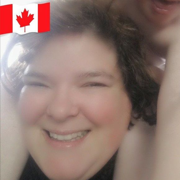 Profile Picture of Heather Cohen (@heathercohen372) on Poshmark
