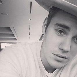 Profile Picture of Kendall (@swag12jerry) on Twitter