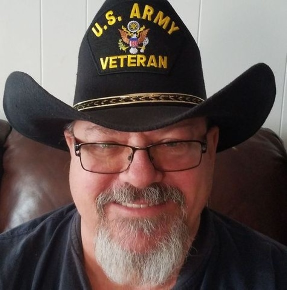 Profile Picture of Steven Levister (@slevister2) on Poshmark