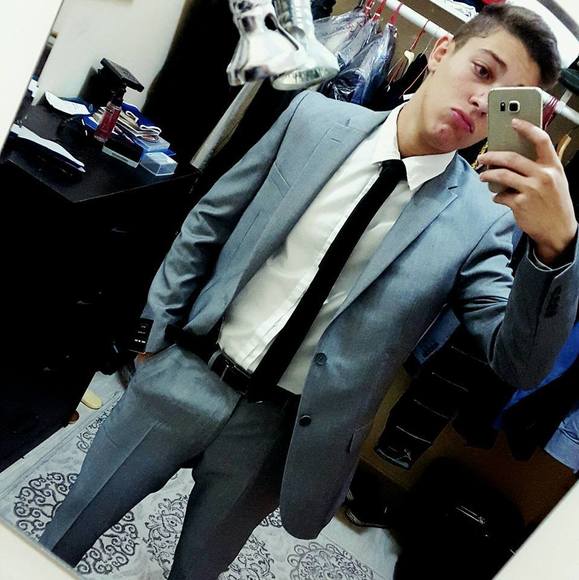 Profile Picture of Amir Khalid (@murtoos) on Poshmark