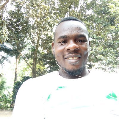 Profile Picture of Rateburster (@EmeonyeI) on Twitter