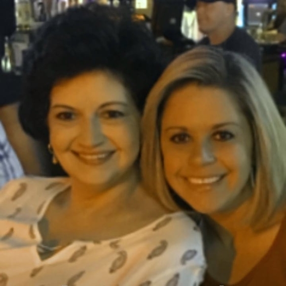 Profile Picture of Debbie Cole carrier (@deb_bc) on Poshmark