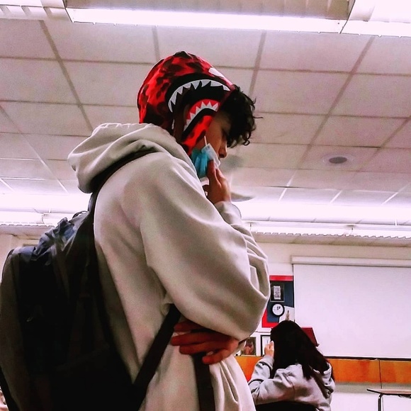 Profile Picture of Lucas Leal (@lucasleal221) on Poshmark