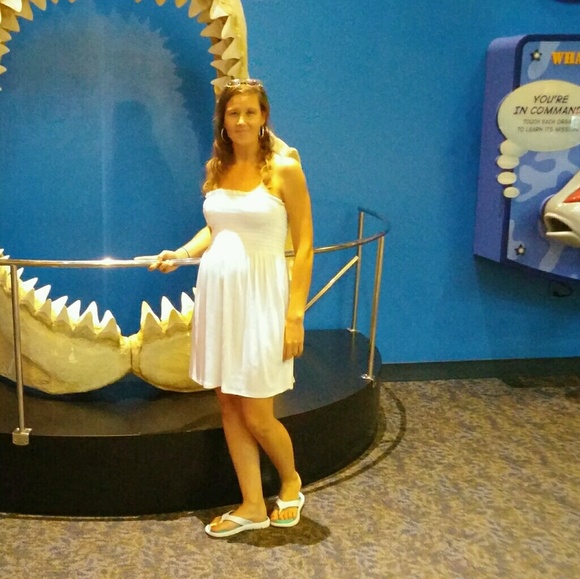 Christy Merchant - Poshmark Profile Picture of Christy Merchant (@cristy_merchant) on Poshmark