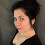 Profile Picture of Laurie Roberts (@primointeriorschicago) on Instagram
