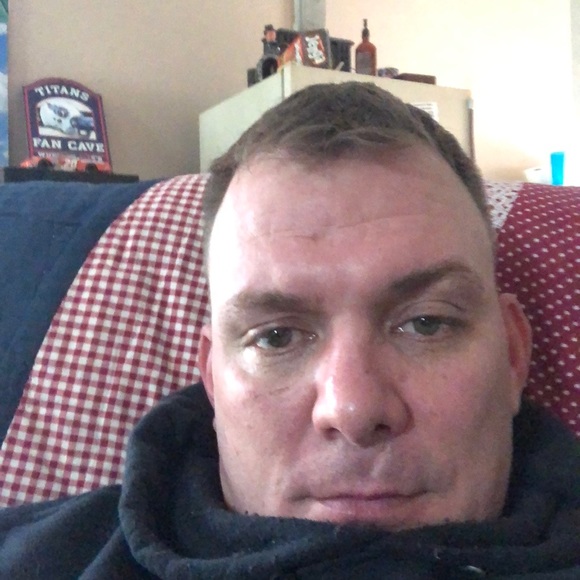 Profile Picture of James Roberts (@james44b) on Poshmark