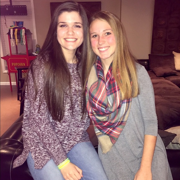 Profile Picture of Ashley Milewski (@amilewski) on Poshmark