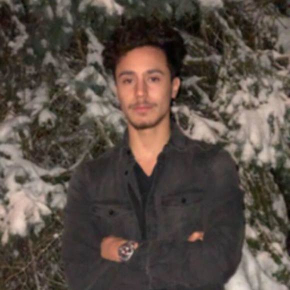 Profile Picture of Jessy Chacón (@chaconjessy20) on Poshmark