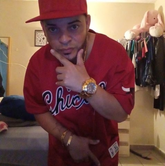 Profile Picture of Miguel oyola Oyola cartagena (@jgma231090) on Poshmark