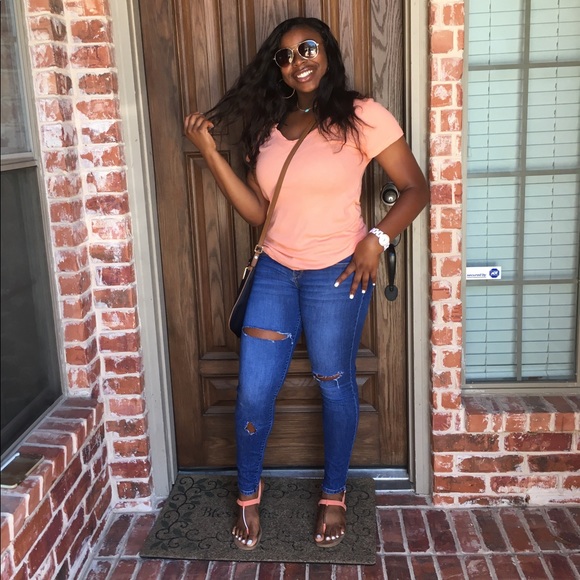 Profile Picture of Mckenzie Jackson (@gl0kenzieee) on Poshmark