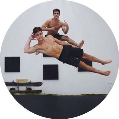 Profile Picture of Jules (@dolantwin_guys) on Twitter