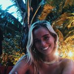 Profile Picture of abbie west (@selfiesbyabb) on Instagram