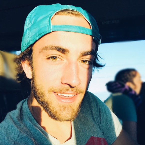 Profile Picture of Jacob Russell (@jacobrussell0) on Poshmark