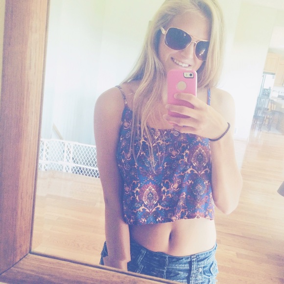 Profile Picture of Jessie Eischen (@jessieischen) on Poshmark