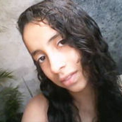 Profile Picture of Marina Santos (@marinasantos77) on Twitter