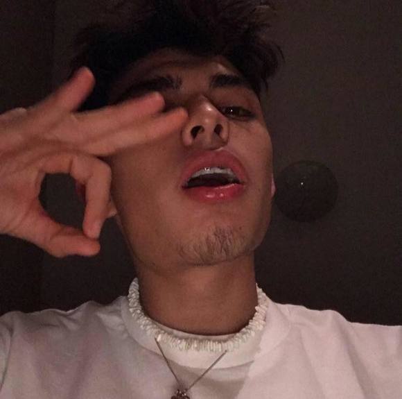 Profile Picture of Adam Perez (@flavkoo7) on Poshmark