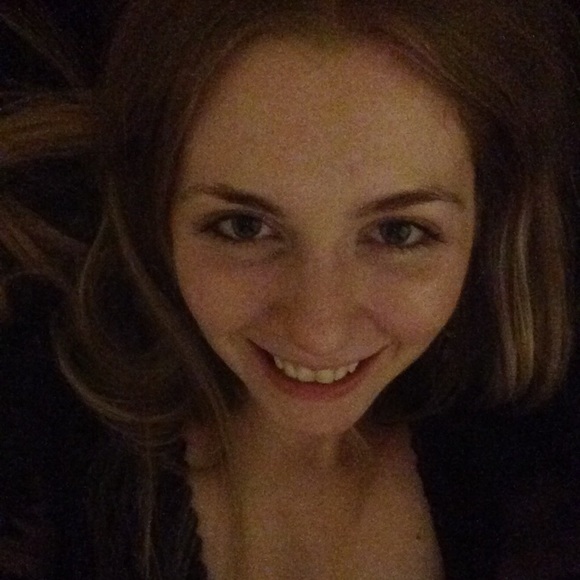 Profile Picture of Lisa Isgrig (@lisgrig) on Poshmark