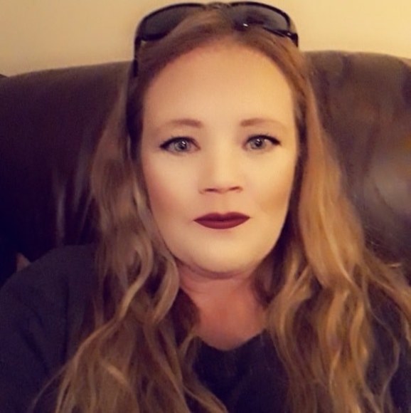 Profile Picture of Lisa Perino johnson (@lisaj1120) on Poshmark