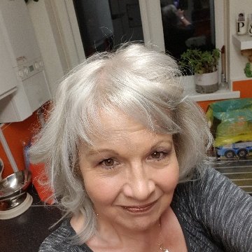 Profile Picture of Deborah Hopper (@dibdobs63) on Twitter