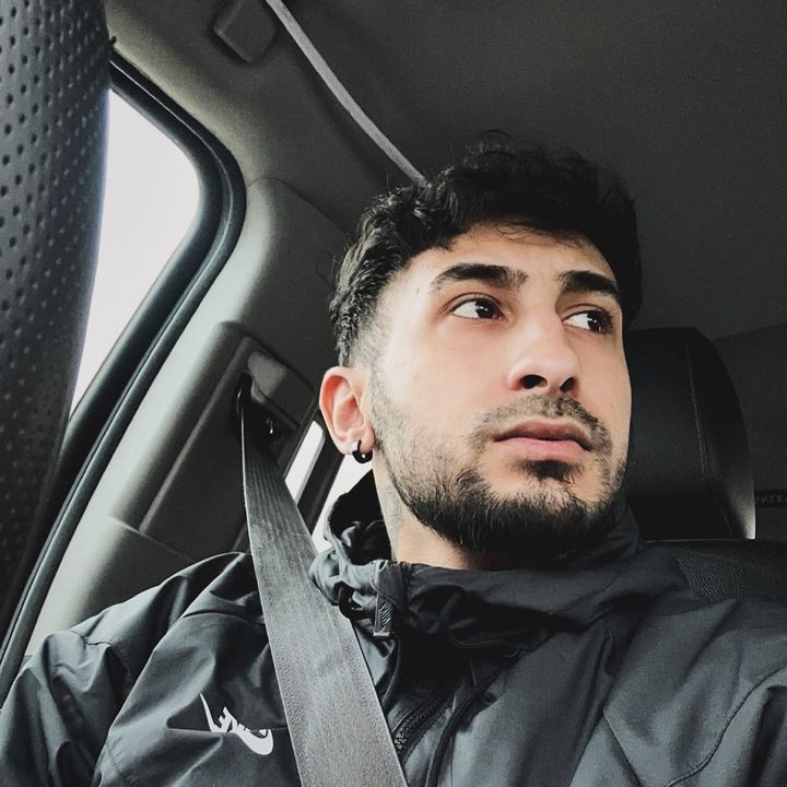 Profile Picture of Robert Avram (@robert_vrtx17) on Tiktok