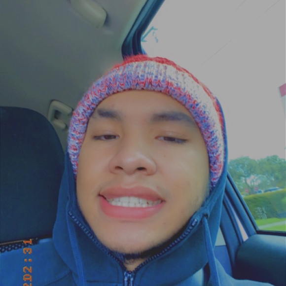 Profile Picture of Marc anthony Rivas (@biggpapamarc) on Poshmark