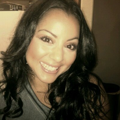 Profile Picture of Deanna Nunez (@deannanuneza) on Twitter