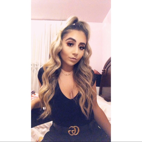 Profile Picture of Pamela Karram (@pamelakarram) on Poshmark