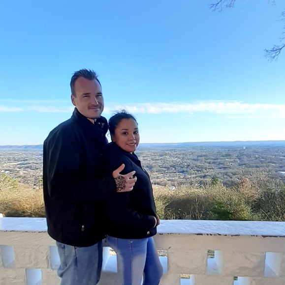 Profile Picture of Corey Cates (@coreylola2018) on Poshmark