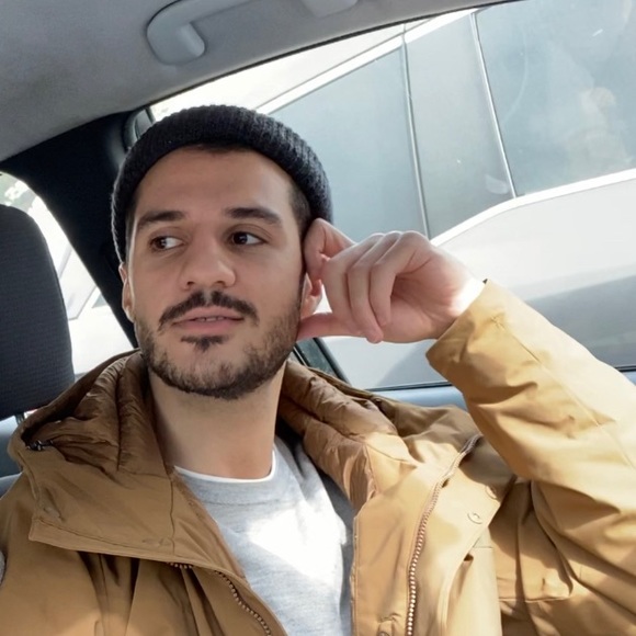 Profile Picture of Omar Alwan (@omar_alwan) on Poshmark