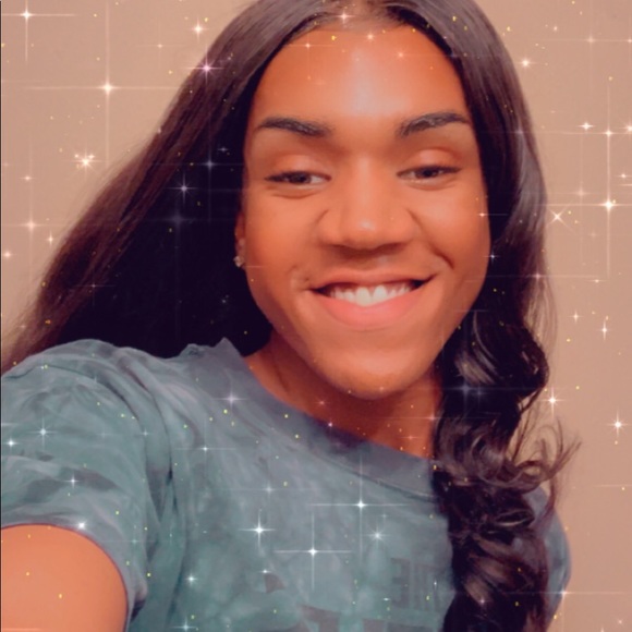 Profile Picture of Gianni Mason (@giannimason) on Poshmark